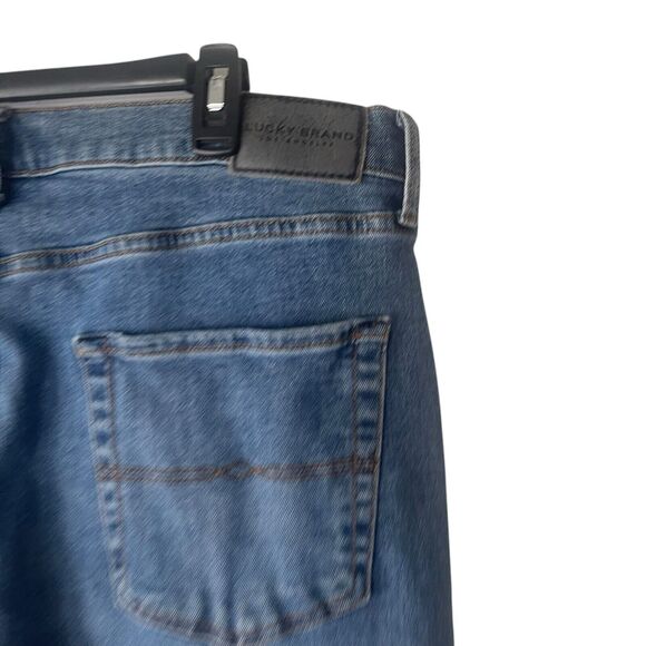 Lucky Brand Men's Size 38 X 32 Medium Wash 410 Athletic Slim Jeans - Picture 7 of 11